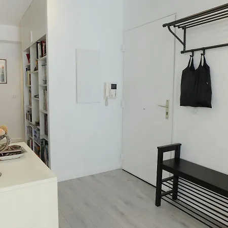 Hernani Apartment *
